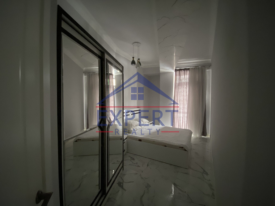 ԿԵՆՏՐՈՆ , ԱՆՏԱՌԱՅԻՆ ՓՈՂՈՑ , 3 ՍԵՆՅԱԿ