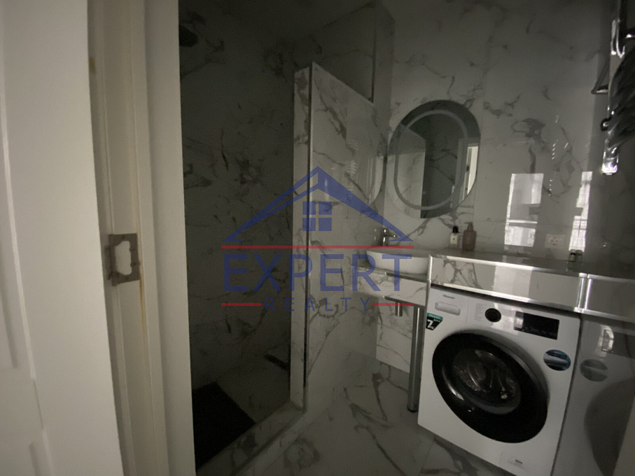 ԿԵՆՏՐՈՆ , ԱՆՏԱՌԱՅԻՆ ՓՈՂՈՑ , 3 ՍԵՆՅԱԿ