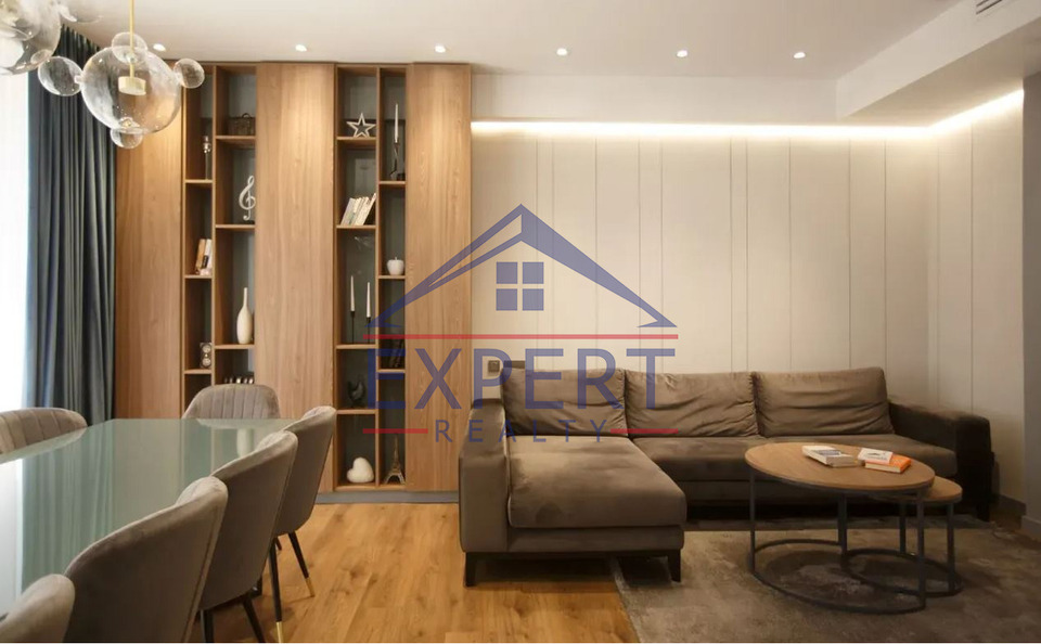 ԿԵՆՏՐՈՆ, ԲՈՒԶԱՆԴ ՓՈՂՈՑ, 3 ՍԵՆՅԱԿ