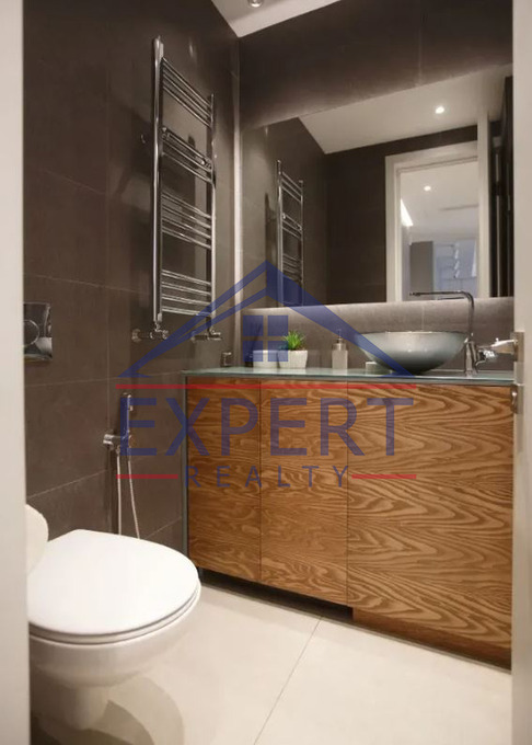 ԿԵՆՏՐՈՆ, ԲՈՒԶԱՆԴ ՓՈՂՈՑ, 3 ՍԵՆՅԱԿ