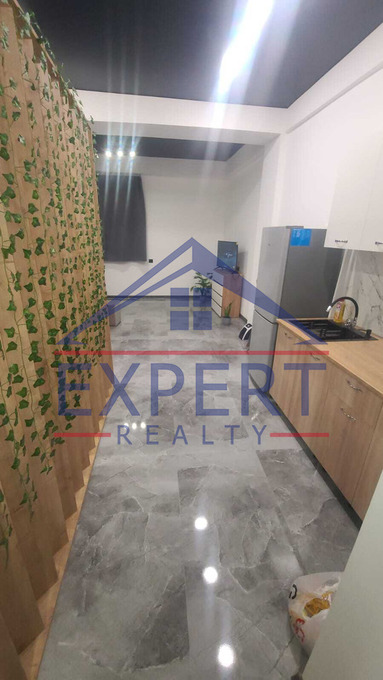 ԱՐԱԲԿԻՐ, ՄԱՄԻԿՈՆՅԱՆՑ ՓՈՂՈՑ, 1 ՍԵՆՅԱԿ