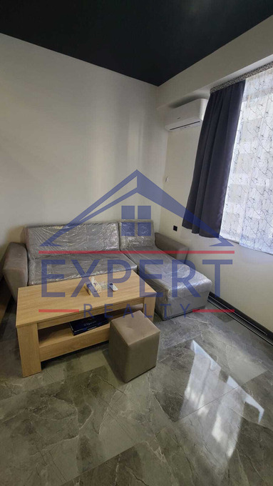 ԱՐԱԲԿԻՐ, ՄԱՄԻԿՈՆՅԱՆՑ ՓՈՂՈՑ, 1 ՍԵՆՅԱԿ