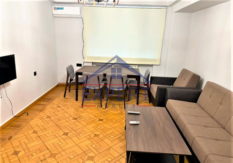 ԿԵՆՏՐՈՆ, ԽՈՐԵՆԱՑԻ ՓՈՂՈՑ, 4 ՍԵՆՅԱԿ