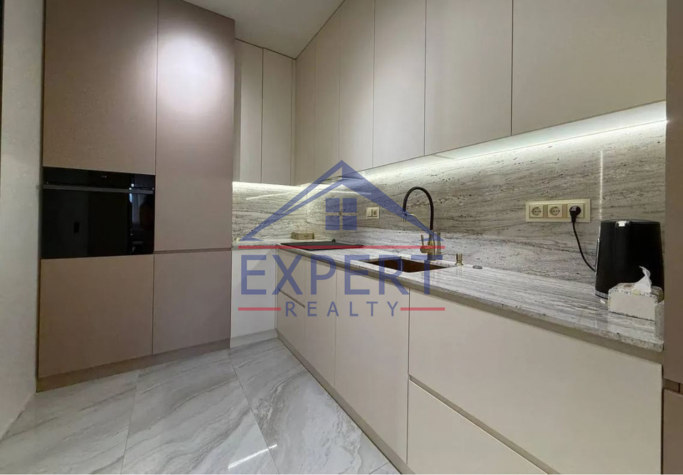 ՇԵՆԳԱՎԻԹ, ԳԱՐԵԳԻՆ ՆԺԴԵՀԻ ՓՈՂՈՑ, 4 ՍԵՆՅԱԿ