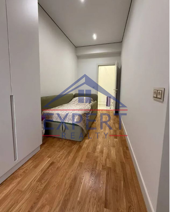 ՇԵՆԳԱՎԻԹ, ԳԱՐԵԳԻՆ ՆԺԴԵՀԻ ՓՈՂՈՑ, 4 ՍԵՆՅԱԿ