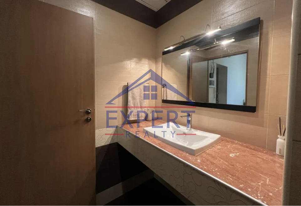 ԿԵՆՏՐՈՆ, ԱՐԳԻՇՏԻ ՓՈՂՈՑ, 2 ՍԵՆՅԱԿ