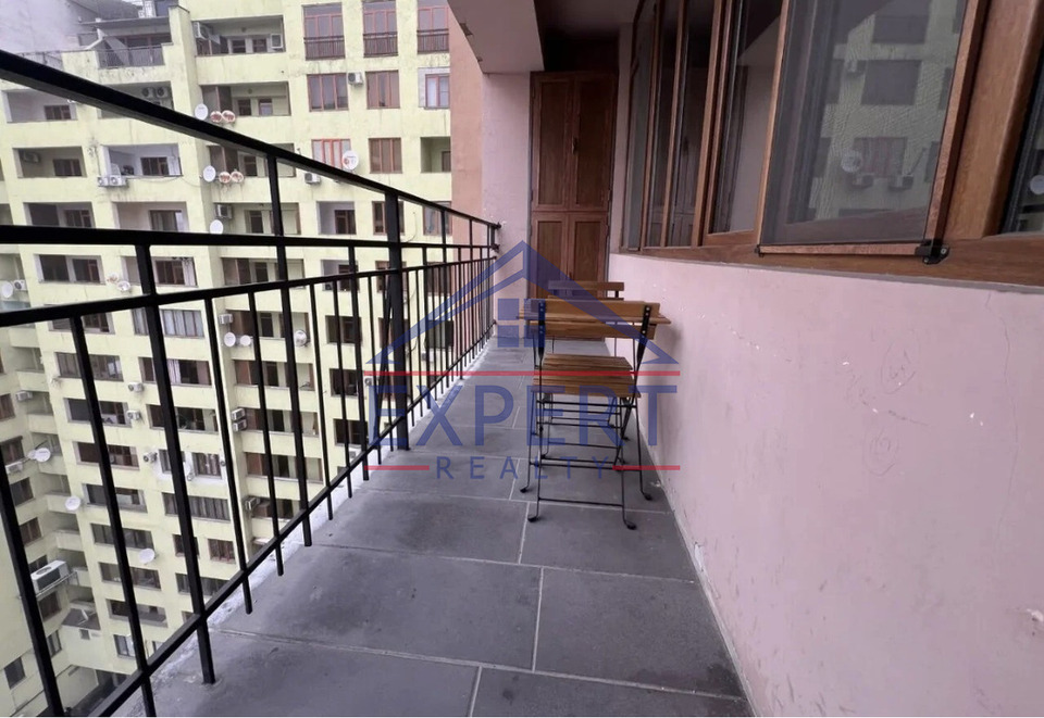 ԿԵՆՏՐՈՆ, ԱՐԳԻՇՏԻ ՓՈՂՈՑ, 2 ՍԵՆՅԱԿ