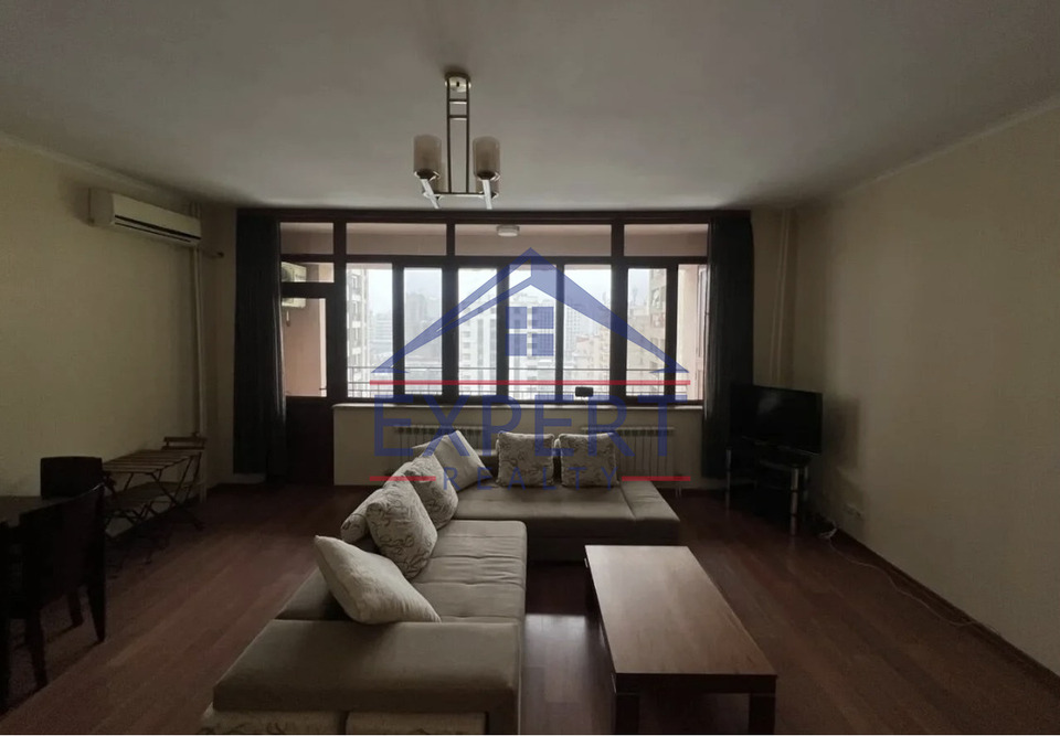 ԿԵՆՏՐՈՆ, ԱՐԳԻՇՏԻ ՓՈՂՈՑ, 2 ՍԵՆՅԱԿ