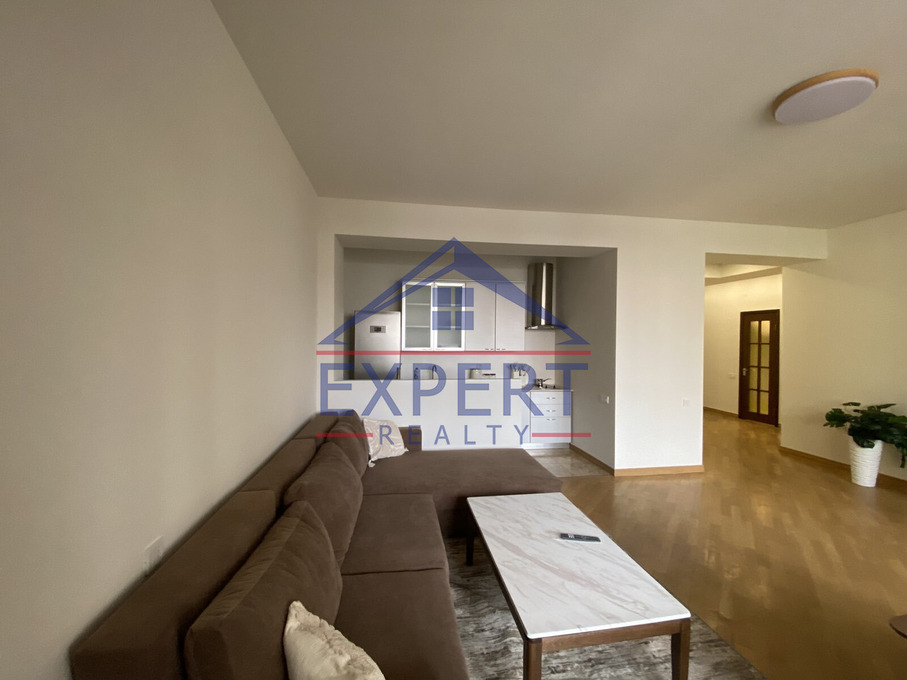 ԿԵՆՏՐՈՆ, ԱՄԻՐՅԱՆ ՓՈՂՈՑ, 2 ՍԵՆՅԱԿ