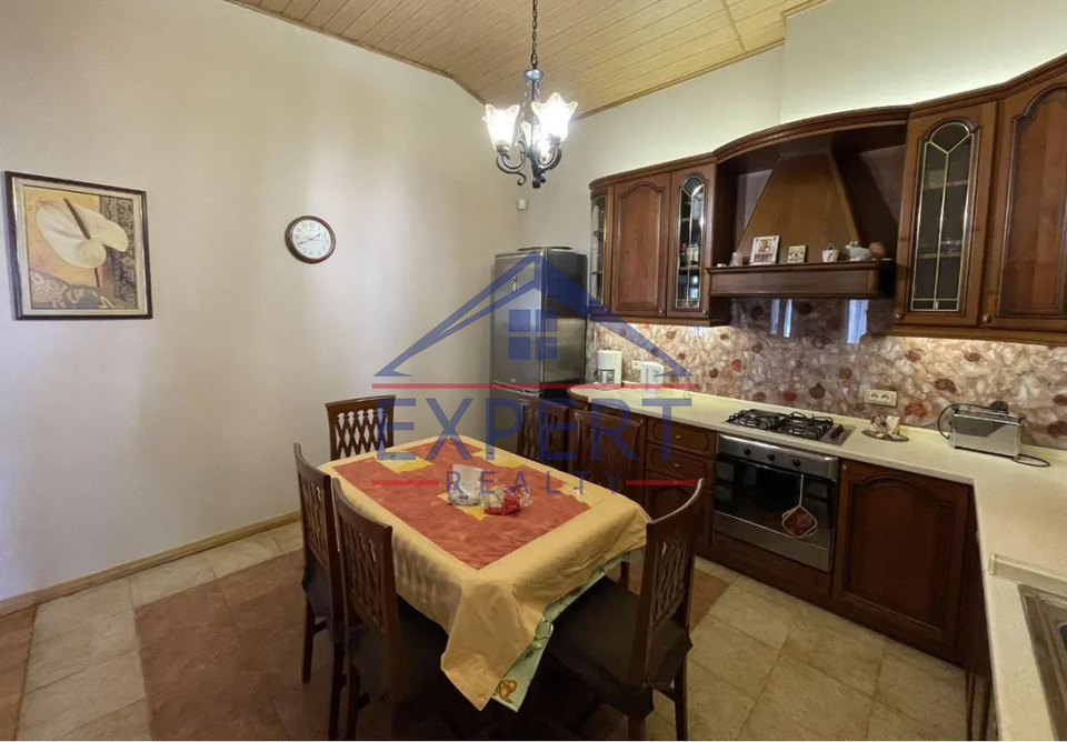 ԿԵՆՏՐՈՆ, ԹՈՒՄԱՆՅԱՆ ՓՈՂՈՑ, 5 ՍԵՆՅԱԿ