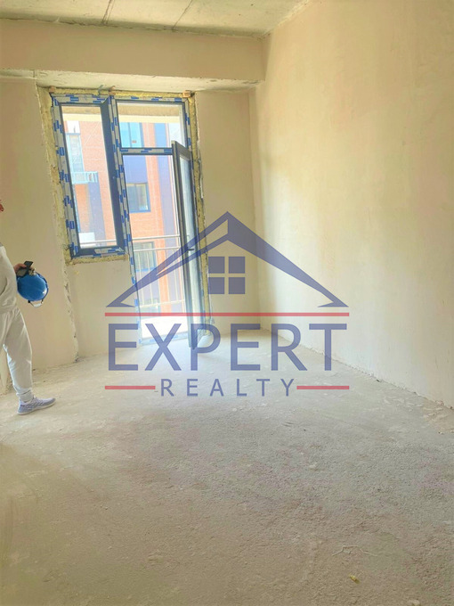 ԴԱՎԹԱՇԵՆ, ԶՈՎՈՒՆԻ, 3 ՍԵՆՅԱԿ