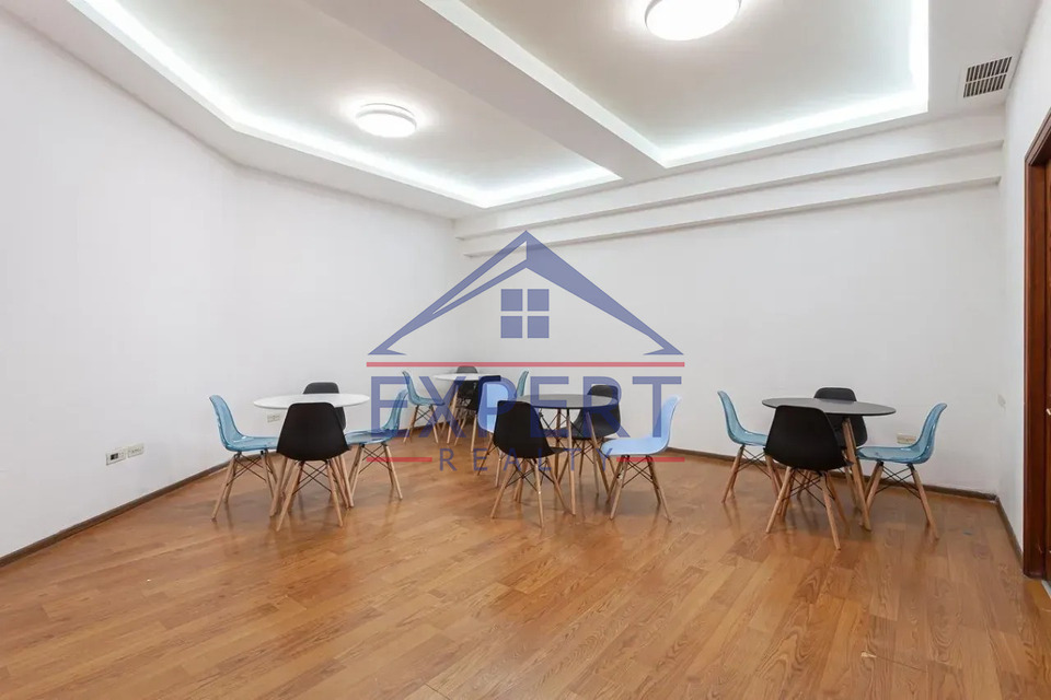 ԿԵՆՏՐՈՆ, ԱԲՈՎՅԱՆ ՓՈՂՈՑ  4  ՍԵՆՅԱԿ