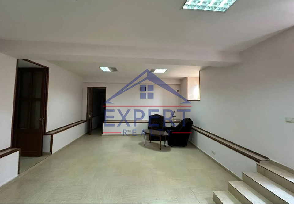 ԿԵՆՏՐՈՆ, ՆԱԼԲԱՆԴՅԱՆ ՓՈՂՈՑ  100ՔՄ
