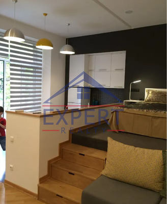 ԿԵՆՏՐՈՆ, ՊՈՒՇԿԻՆԻ ՓՈՂՈՑ, 2 ՍԵՆՅԱԿ