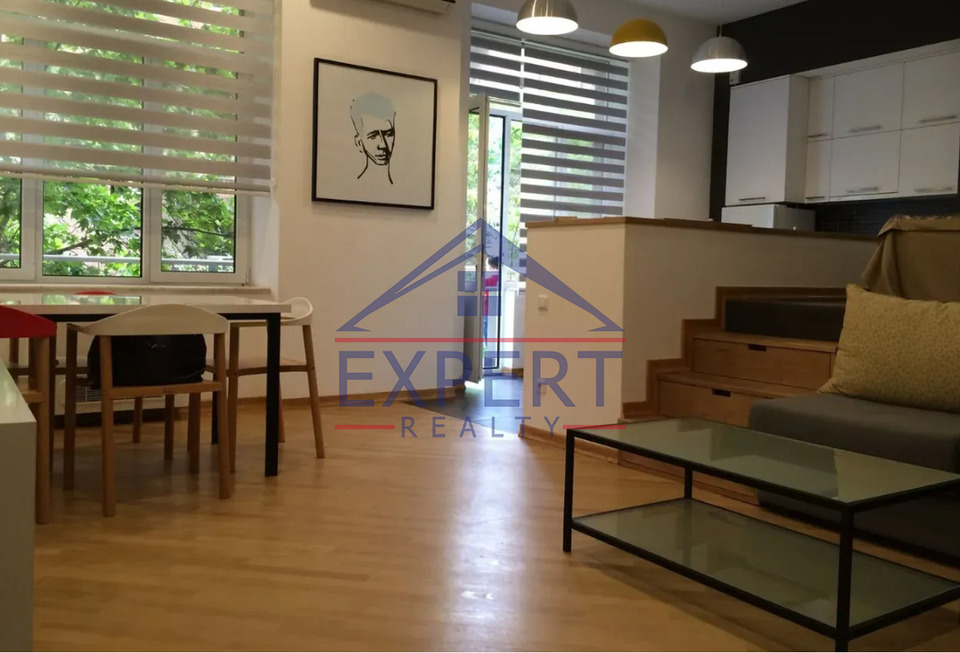 ԿԵՆՏՐՈՆ, ՊՈՒՇԿԻՆԻ ՓՈՂՈՑ, 2 ՍԵՆՅԱԿ