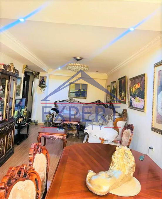 ԿԵՆՏՐՈՆ, ՀԻՆ ԵՐԵՎԱՆՑԻ ՓՈՂՈՑ, 3 ՍԵՆՅԱԿ