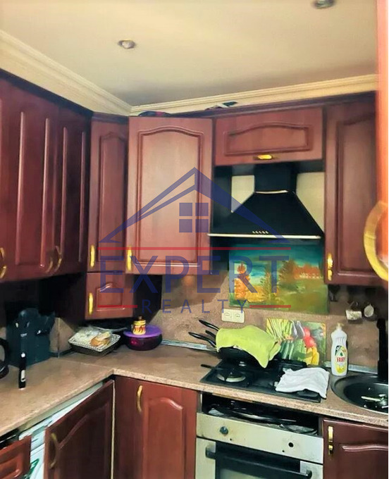 ԿԵՆՏՐՈՆ, ՀԻՆ ԵՐԵՎԱՆՑԻ ՓՈՂՈՑ, 3 ՍԵՆՅԱԿ