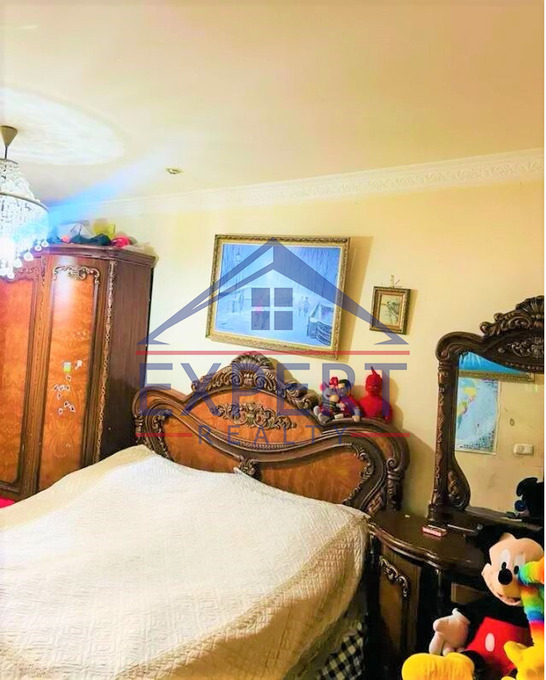 ԿԵՆՏՐՈՆ, ՀԻՆ ԵՐԵՎԱՆՑԻ ՓՈՂՈՑ, 3 ՍԵՆՅԱԿ