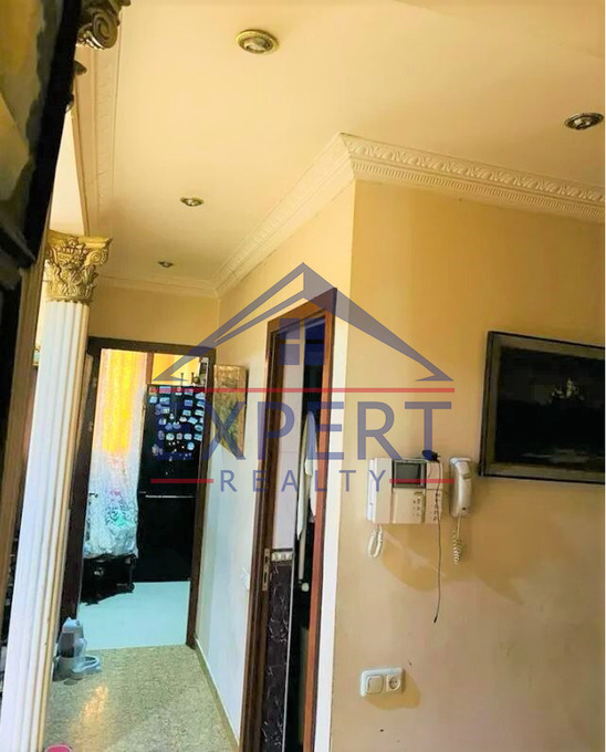 ԿԵՆՏՐՈՆ, ՀԻՆ ԵՐԵՎԱՆՑԻ ՓՈՂՈՑ, 3 ՍԵՆՅԱԿ