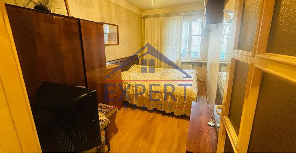 ԴԱՎԹԱՇԵՆ, 1 ԹԱՂԱՄԱՍ, 3 ՍԵՆՅԱԿ