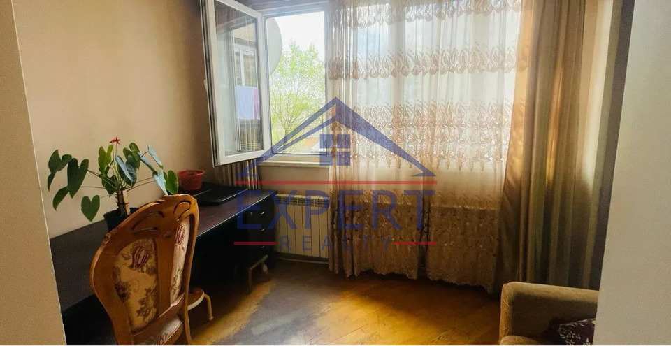 ԴԱՎԹԱՇԵՆ, 1 ԹԱՂԱՄԱՍ, 3 ՍԵՆՅԱԿ