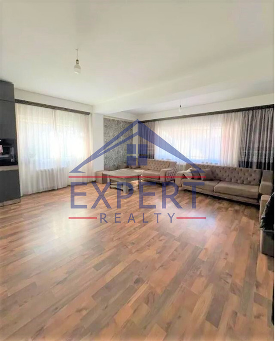 ԿԵՆՏՐՈՆ, ՊՌՈՇՅԱՆ ՓՈՂՈՑ, 2 ՍԵՆՅԱԿ