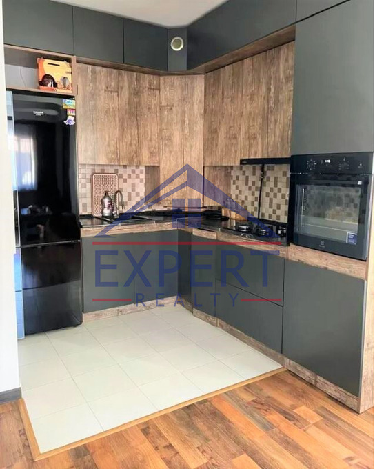 ԿԵՆՏՐՈՆ, ՊՌՈՇՅԱՆ ՓՈՂՈՑ, 2 ՍԵՆՅԱԿ