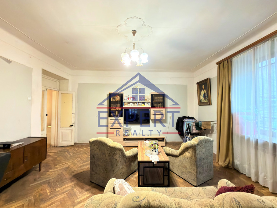 ԿԵՆՏՐՈՆ, ՄՈՍԿՈՎՅԱՆ ՓՈՂՈՑ, 3 ՍԵՆՅԱԿ