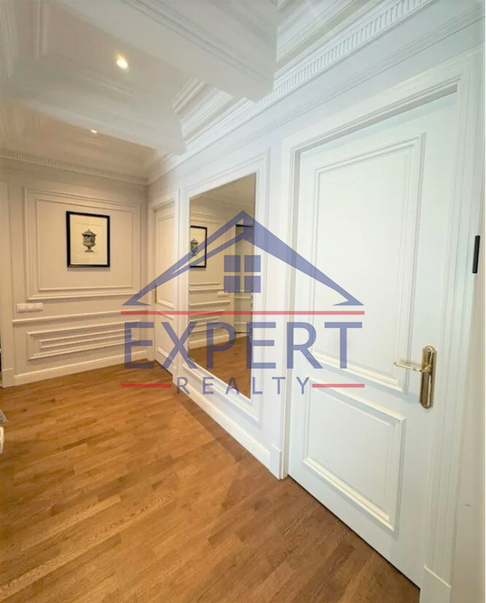 ԿԵՆՏՐՈՆ, ԱԼԵՔ ՄԱՆՈՒԿՅԱՆ ՓՈՂՈՑ, 3 ՍԵՆՅԱԿ