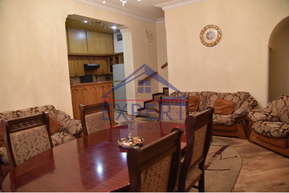 ԿԵՆՏՐՈՆ, ՄԱՇՏՈՑԻ ՊՈՂՈՏԱ, 220ՔՄ