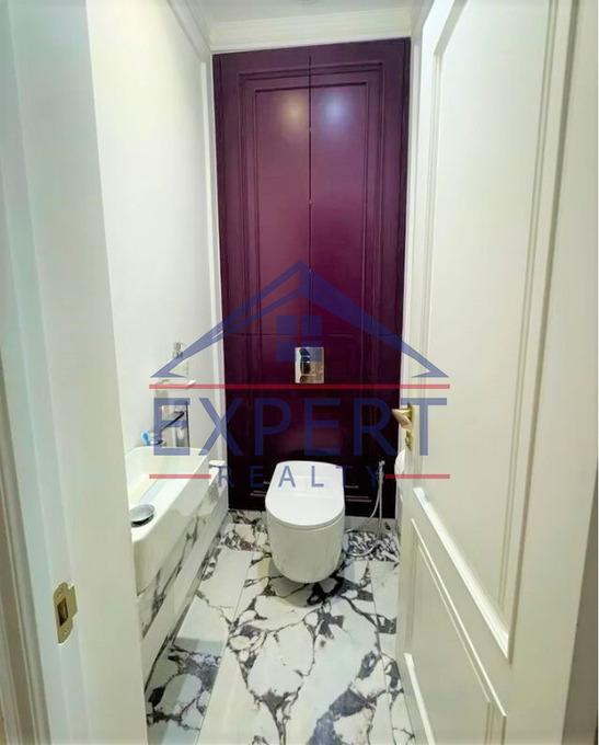 ԿԵՆՏՐՈՆ, ՀԱՆՐԱՊԵՏՈՒԹՅԱՆ ՓՈՂՈՑ, 3 ՍԵՆՅԱԿ