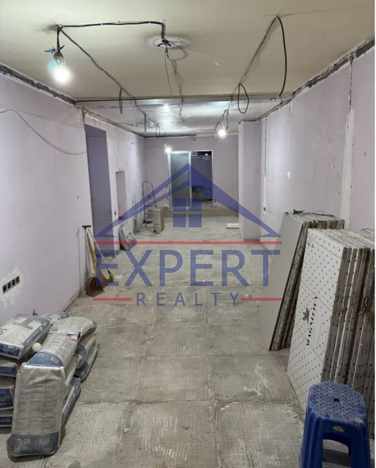 ԿԵՆՏՐՈՆ,ՊԱՐՈՆՅԱՆ ՓՈՂՈՑ 53ՔՄ