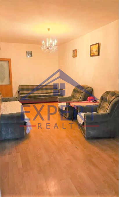 ԿԵՆՏՐՈՆ, ՀԻՆ ԵՐԵՎԱՆՑԻ ՓՈՂՈՑ, 4 ՍԵՆՅԱԿ