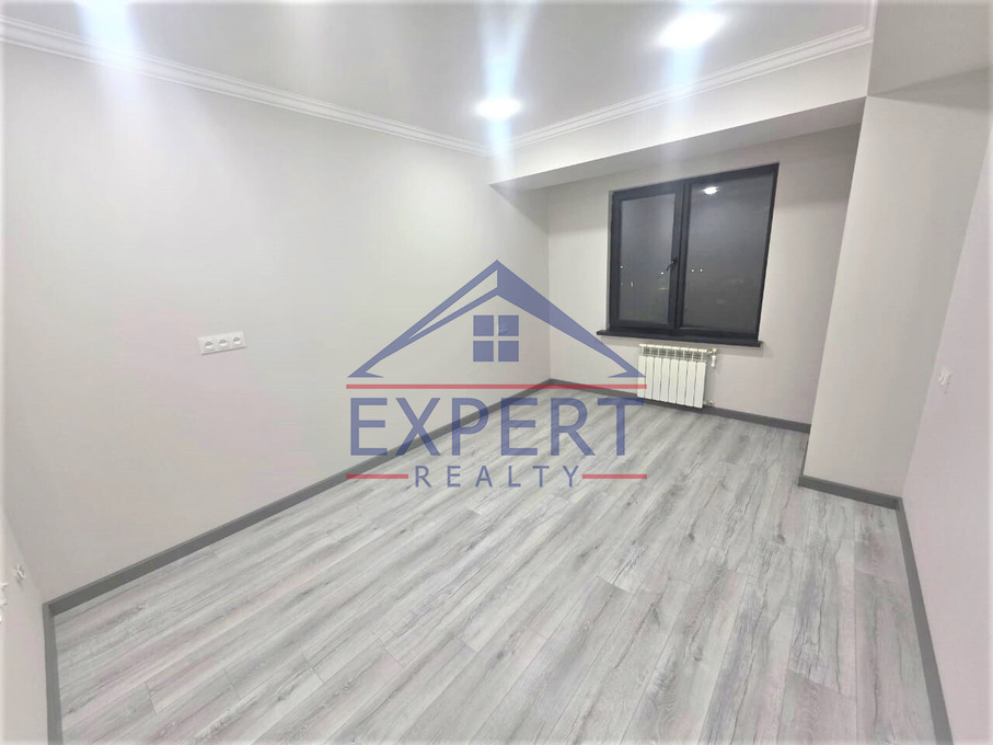 ԴԱՎԹԱՇԵՆ, 1-ԻՆ ԹԱՂԱՄԱՍ, 4   ՍԵՆՅԱԿ