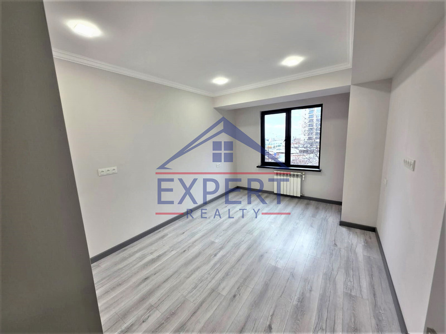 ԴԱՎԹԱՇԵՆ, 1-ԻՆ ԹԱՂԱՄԱՍ, 4   ՍԵՆՅԱԿ