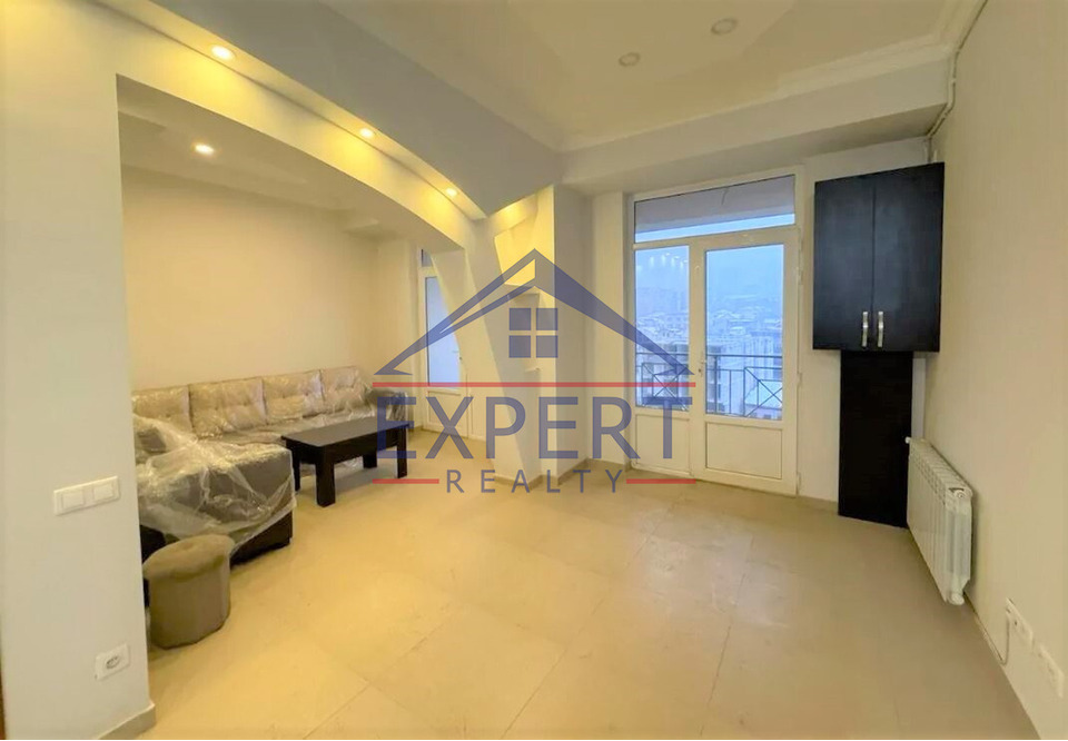 ԿԵՆՏՐՈՆ, ՎԵՐԻՆ ԱՆՏԱՌԱՅԻ ՓՈՂՈՑ, 3 ՍԵՆՅԱԿ