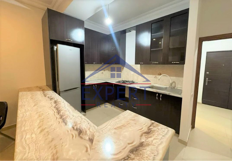 ԿԵՆՏՐՈՆ, ՎԵՐԻՆ ԱՆՏԱՌԱՅԻ ՓՈՂՈՑ, 3 ՍԵՆՅԱԿ