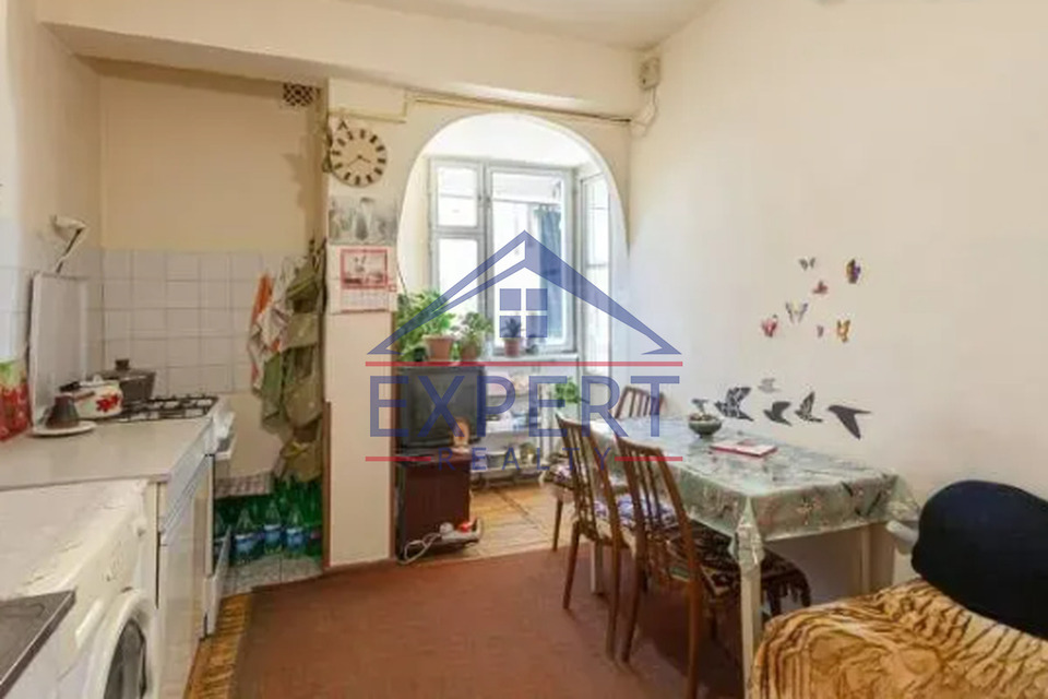 ԿԵՆՏՐՈՆ, ՌԱՖԱՅԵԼ ԻՍՐԱԵԼՅԱՆ ՓՈՂՈՑ, 3 ՍԵՆՅԱԿ