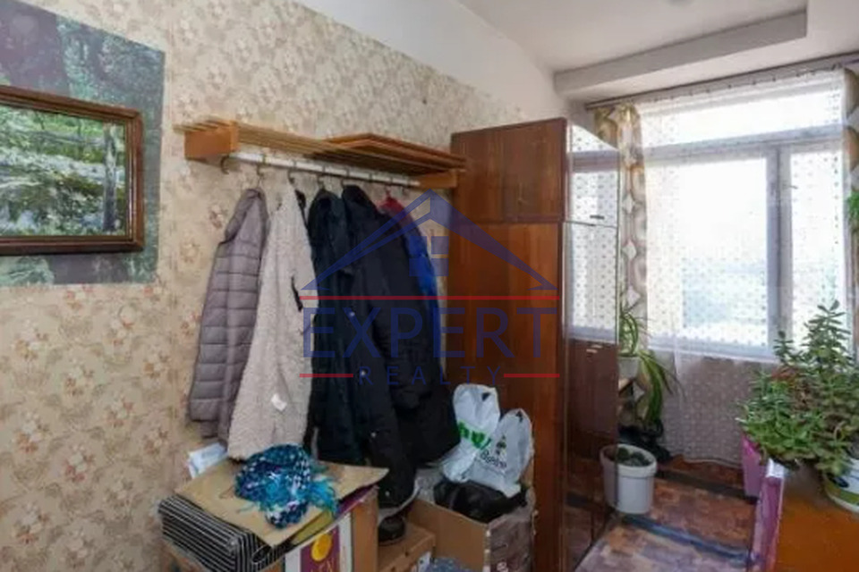 ԿԵՆՏՐՈՆ, ՌԱՖԱՅԵԼ ԻՍՐԱԵԼՅԱՆ ՓՈՂՈՑ, 3 ՍԵՆՅԱԿ