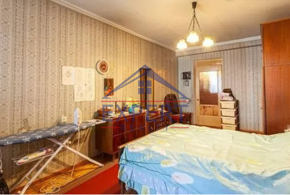 ԿԵՆՏՐՈՆ, ՌԱՖԱՅԵԼ ԻՍՐԱԵԼՅԱՆ ՓՈՂՈՑ, 3 ՍԵՆՅԱԿ