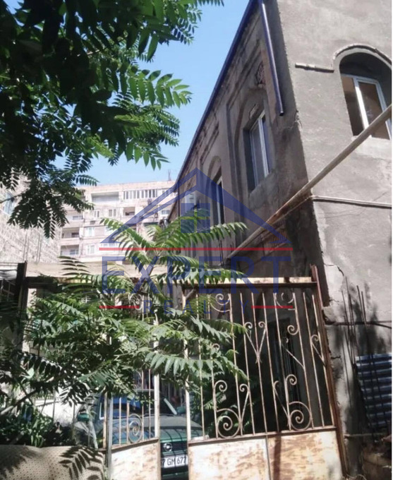 ԿԵՆՏՐՈՆ, ՀԱՆՐԱՊԵՏՈՒԹՅԱՆ ՓՈՂՈՑ, 3 ՍԵՆՅԱԿ