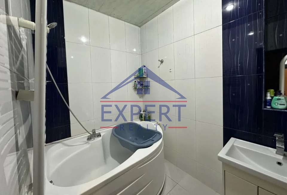 ԿԵՆՏՐՈՆ, ՀԱՆՐԱՊԵՏՈՒԹՅԱՆ ՓՈՂՈՑ, 3 ՍԵՆՅԱԿ