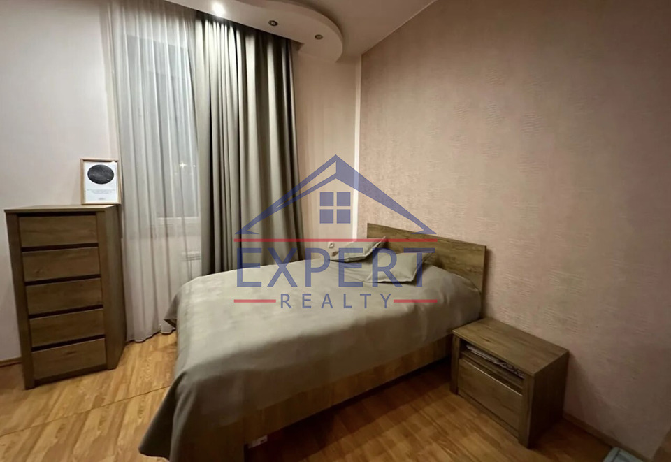 ԿԵՆՏՐՈՆ, ՀԱՆՐԱՊԵՏՈՒԹՅԱՆ ՓՈՂՈՑ, 3 ՍԵՆՅԱԿ