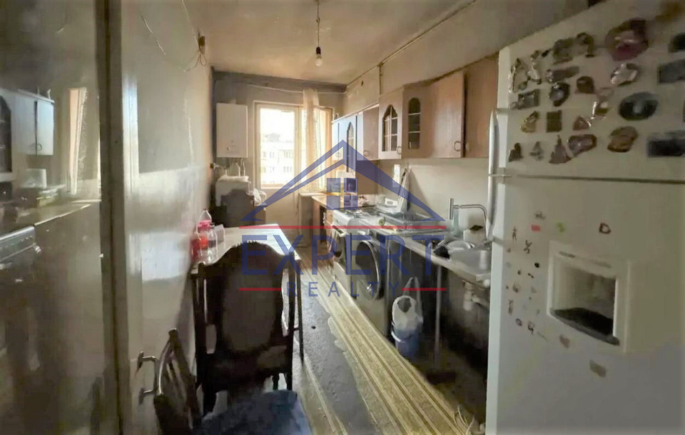 ԴԱՎԹԱՇԵՆ, ՏԻԳՐԱՆ ՊԵՏՐՈՍՅԱՆ ՓՈՂՈՑ,  4 ՍԵՆՅԱԿ