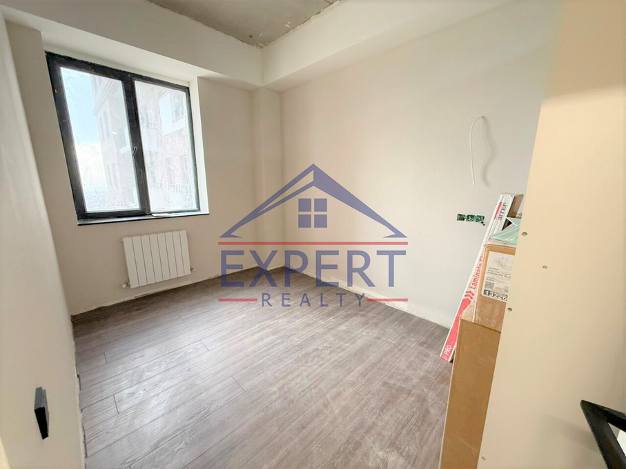 ՔԱՆԱՔԵՌ ԶԵՅԹՈՒՆ, ՄԵԼԻՔՅԱՆ ՓՈՂՈՑ, 3 ՍԵՆՅԱԿ