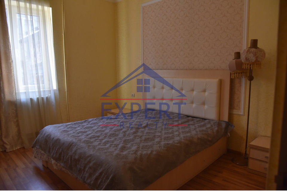 ԿԵՆՏՐՈՆ, ՄԱՇՏՈՑԻ ՊՈՂՈՏԱ, 220ՔՄ