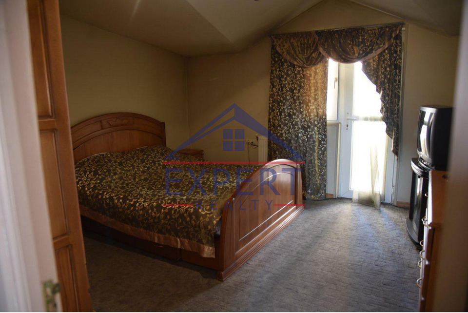 ԿԵՆՏՐՈՆ, ՄԱՇՏՈՑԻ ՊՈՂՈՏԱ, 220ՔՄ