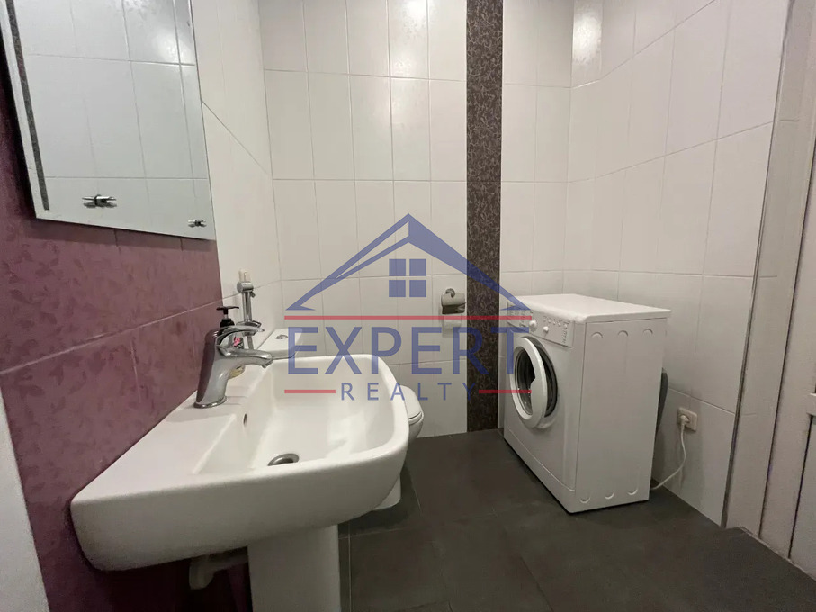 ԿԵՆՏՐՈՆ, ԶԱՔՅԱՆ ՓՈՂՈՑ, 1 ՍԵՆՅԱԿ