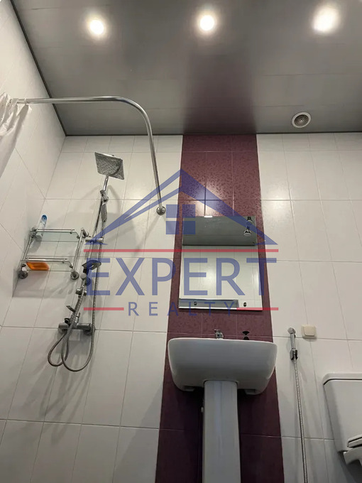 ԿԵՆՏՐՈՆ, ԶԱՔՅԱՆ ՓՈՂՈՑ, 1 ՍԵՆՅԱԿ