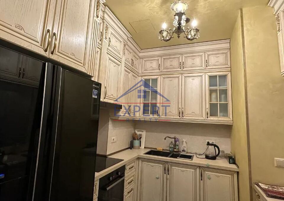 ԿԵՆՏՐՈՆ, ԲՈՒԶԱՆԴԻ ՓՈՂՈՑ, 2 ՍԵՆՅԱԿ